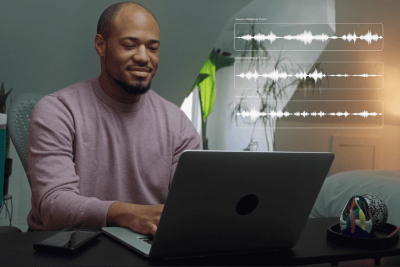 Uploading data and downloading personalized sounds in the myWaves app